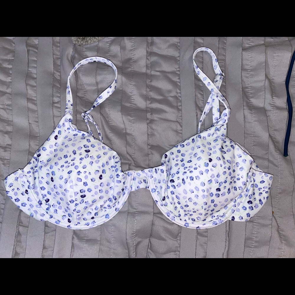 Large bikini top!!